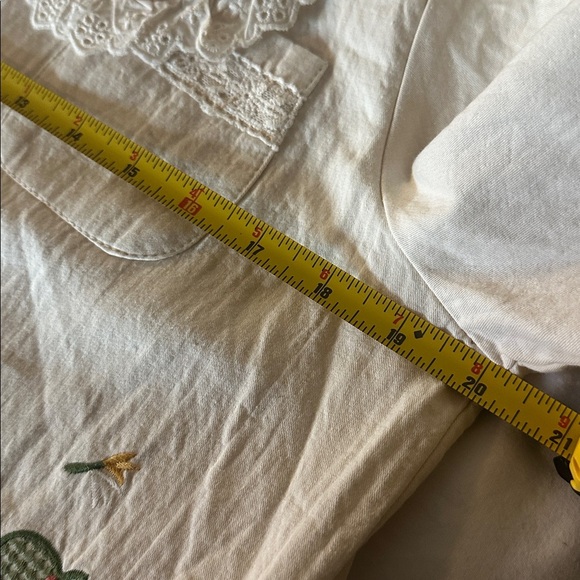 NWOT NITTA Collection Cream Embroidered Lace Top Sz S/M - Picture 10 of 13